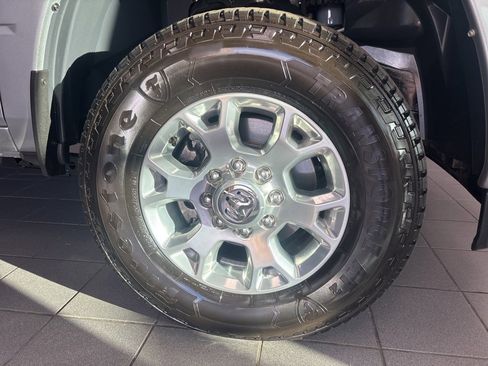 Used 2024 RAM 2500 Laramie image 8