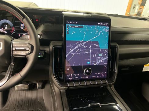 New 2026 GMC Yukon XL AT4 Ultimate AWD/4WD image 22