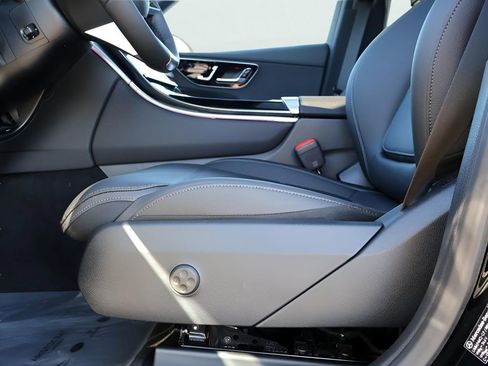Certified 2026 Mercedes-Benz GLC 300 4MATIC image 38