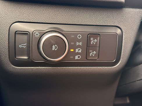 Used 2025 Ford Escape Platinum AWD/4WD image 29