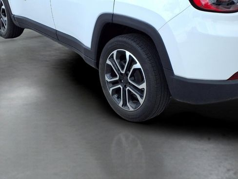 Used 2022 Jeep Compass Limited AWD/4WD image 18