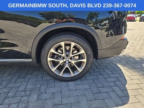 Used 2024 BMW X5 sDrive40i w/ Premium Package RWD image 4