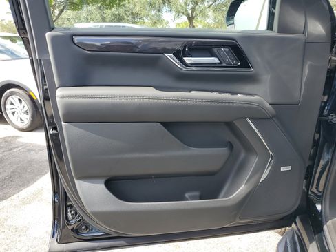 New 2026 GMC Yukon Elevation image 11