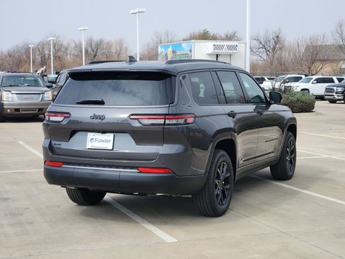 New 2026 Jeep Grand Cherokee L 4WD image 4