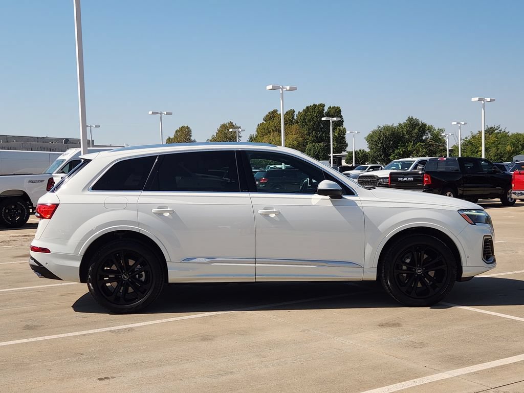 Used 2025 Audi Q7 3.0T Premium Plus AWD/4WD image 4