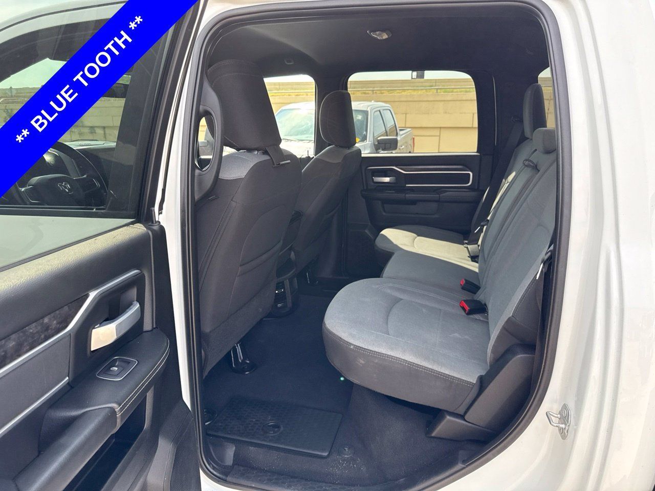 Used 2024 RAM 2500 Big Horn AWD/4WD image 6