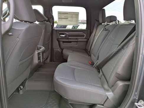 New 2026 RAM 2500 Big Horn AWD/4WD image 14