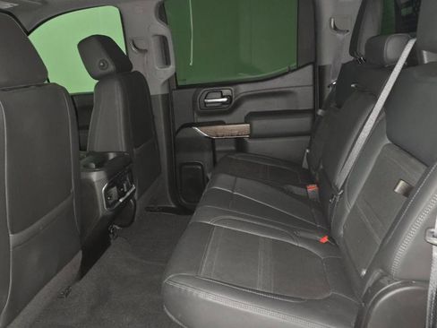 Used 2021 GMC Sierra 1500 Denali w/ Denali Ultimate Package AWD/4WD image 9