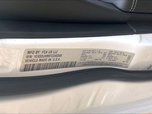 New 2026 Dodge Durango SRT Hellcat AWD/4WD image 13