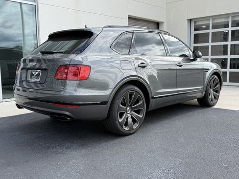 Used 2020 Bentley Bentayga image 8