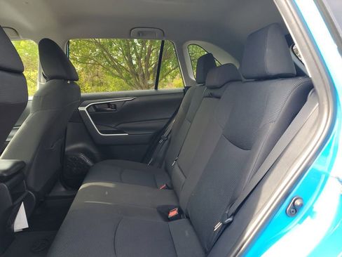Used 2020 Toyota RAV4 LE w/ All Weather Liner Package FWD image 9
