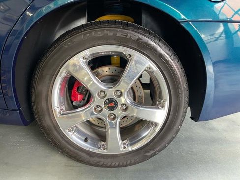 Used 2006 Pontiac Grand Prix GXP w/ Sun And Sound Package image 18