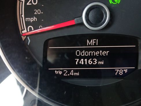 Used 2018 Volkswagen Beetle 2.0T S image 16