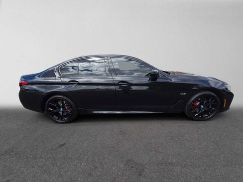 Used 2023 BMW 530e xDrive w/ M Sport Package AWD/4WD image 2