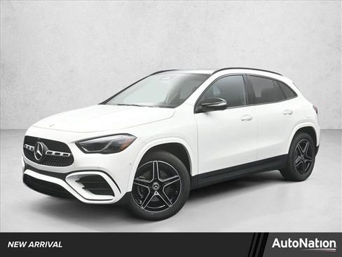 Certified 2026 Mercedes-Benz GLA 250 4MATIC image 1