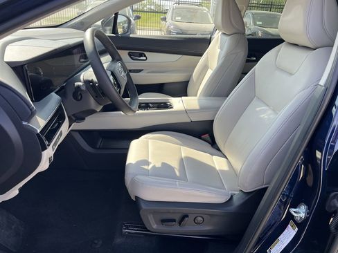 Certified 2025 Nissan Murano SL image 12