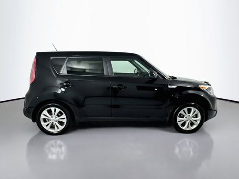 Used 2015 Kia Soul + w/ Primo Package FWD image 7