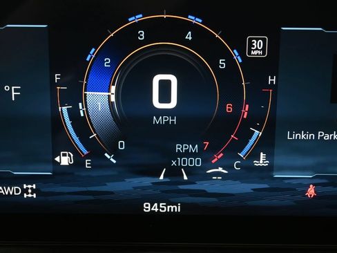 Used 2026 Chevrolet Traverse LT w/ Midnight/Sport Edition AWD/4WD image 26