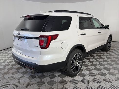 Used 2016 Ford Explorer Sport w/ Equipment Group 401A AWD/4WD image 7