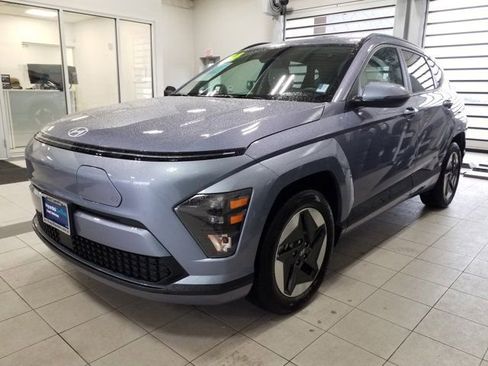 Certified 2024 Hyundai Kona SEL FWD image 2