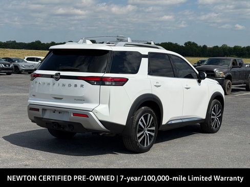 Used 2025 Nissan Pathfinder Platinum w/ Cargo Package FWD image 5