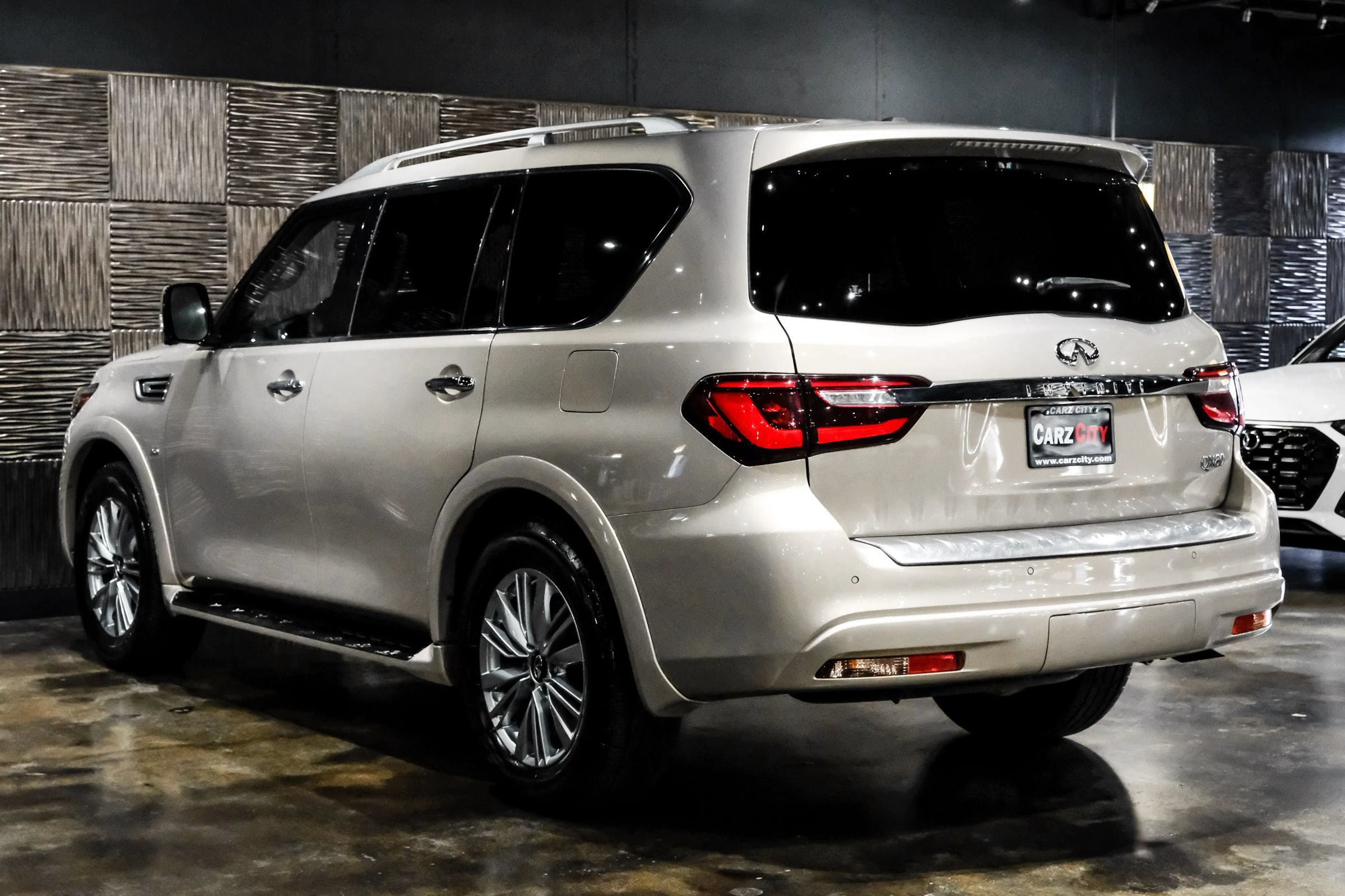 Used 2019 INFINITI QX80 2WD image 10