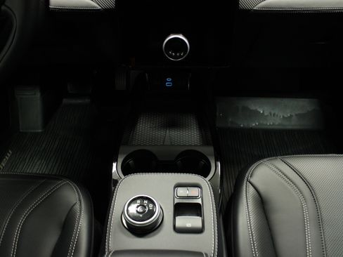 Used 2023 Ford Mustang Mach-E Premium image 19