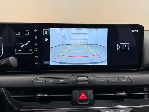 Used 2025 Kia K4 EX FWD image 28