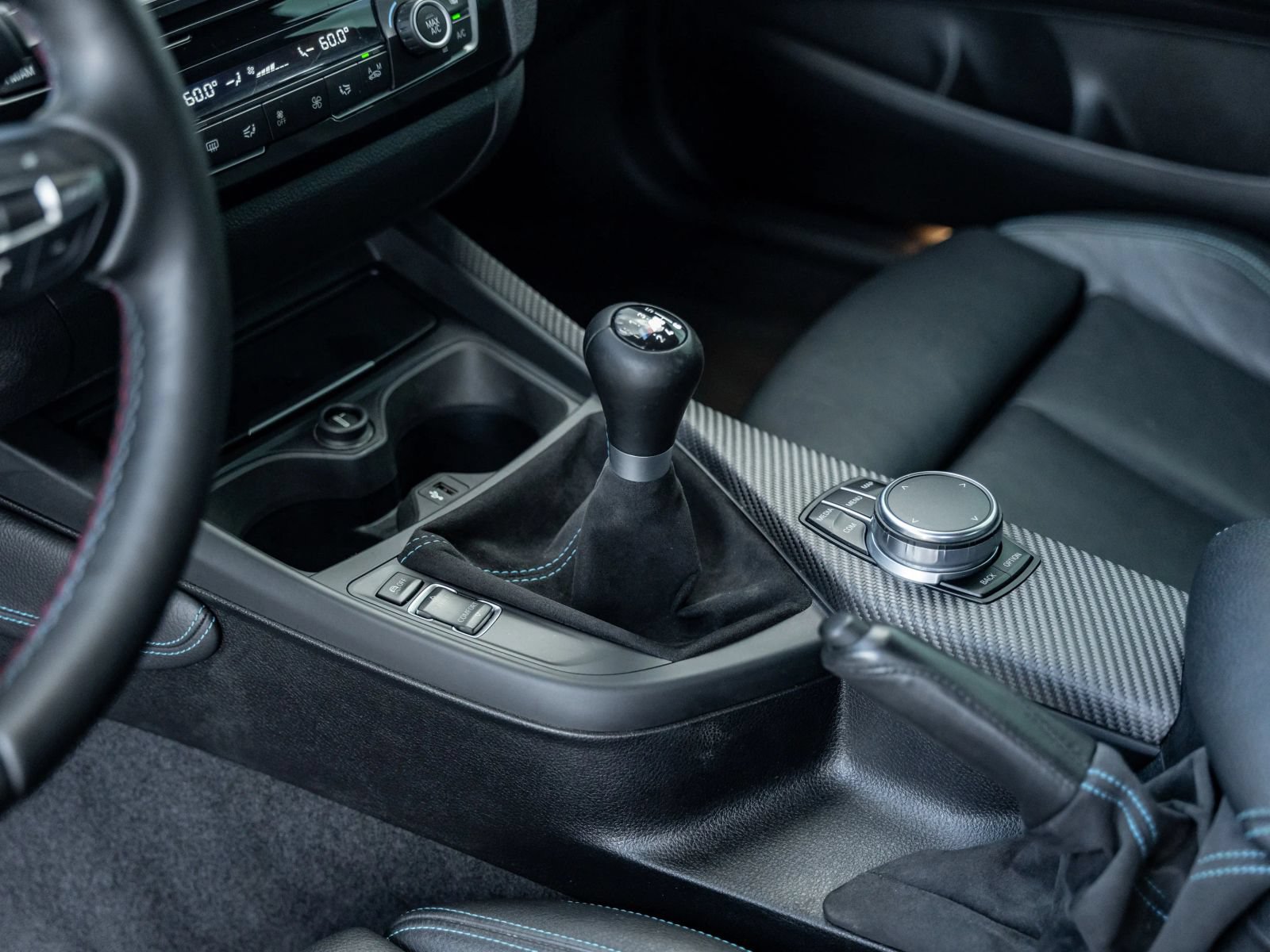 Used 2017 BMW M2 RWD image 39