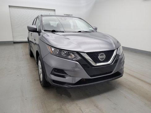 Used 2020 Nissan Rogue Sport S image 14