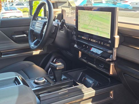 Used 2024 GMC Hummer EV 3X AWD/4WD image 31