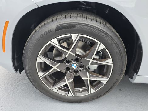 New 2026 BMW X3 xDrive30 w/ Premium Package image 7