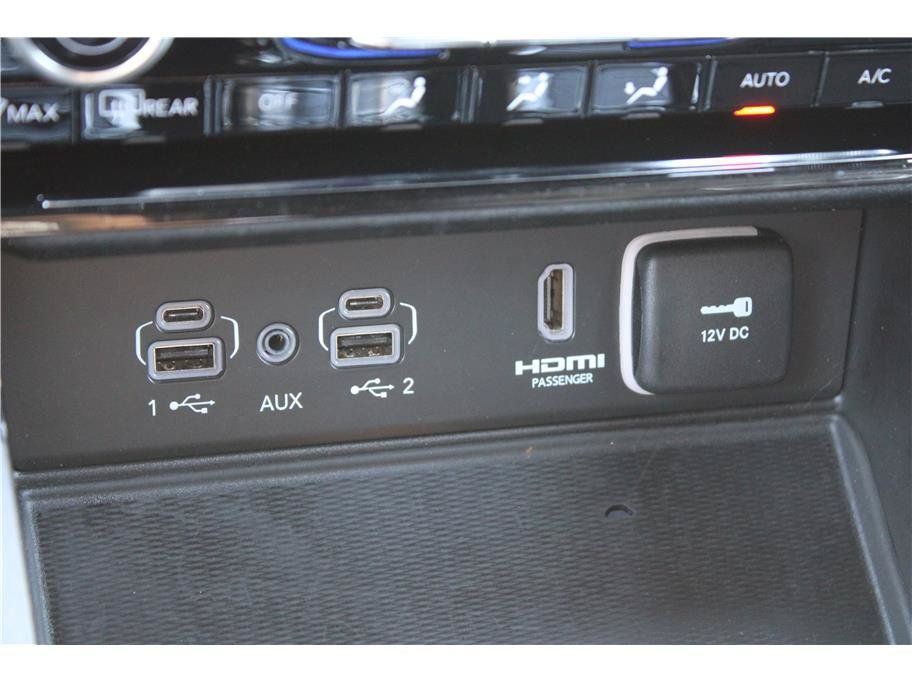 Used 2022 Jeep Grand Cherokee Summit AWD/4WD image 34
