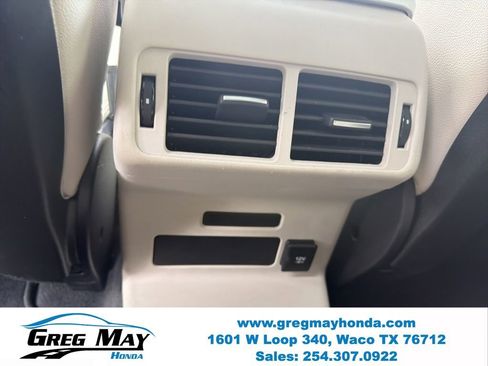 Used 2019 Land Rover Range Rover Velar R-Dynamic SE AWD/4WD image 25