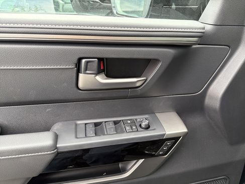 New 2026 Toyota Tundra Limited AWD/4WD image 19