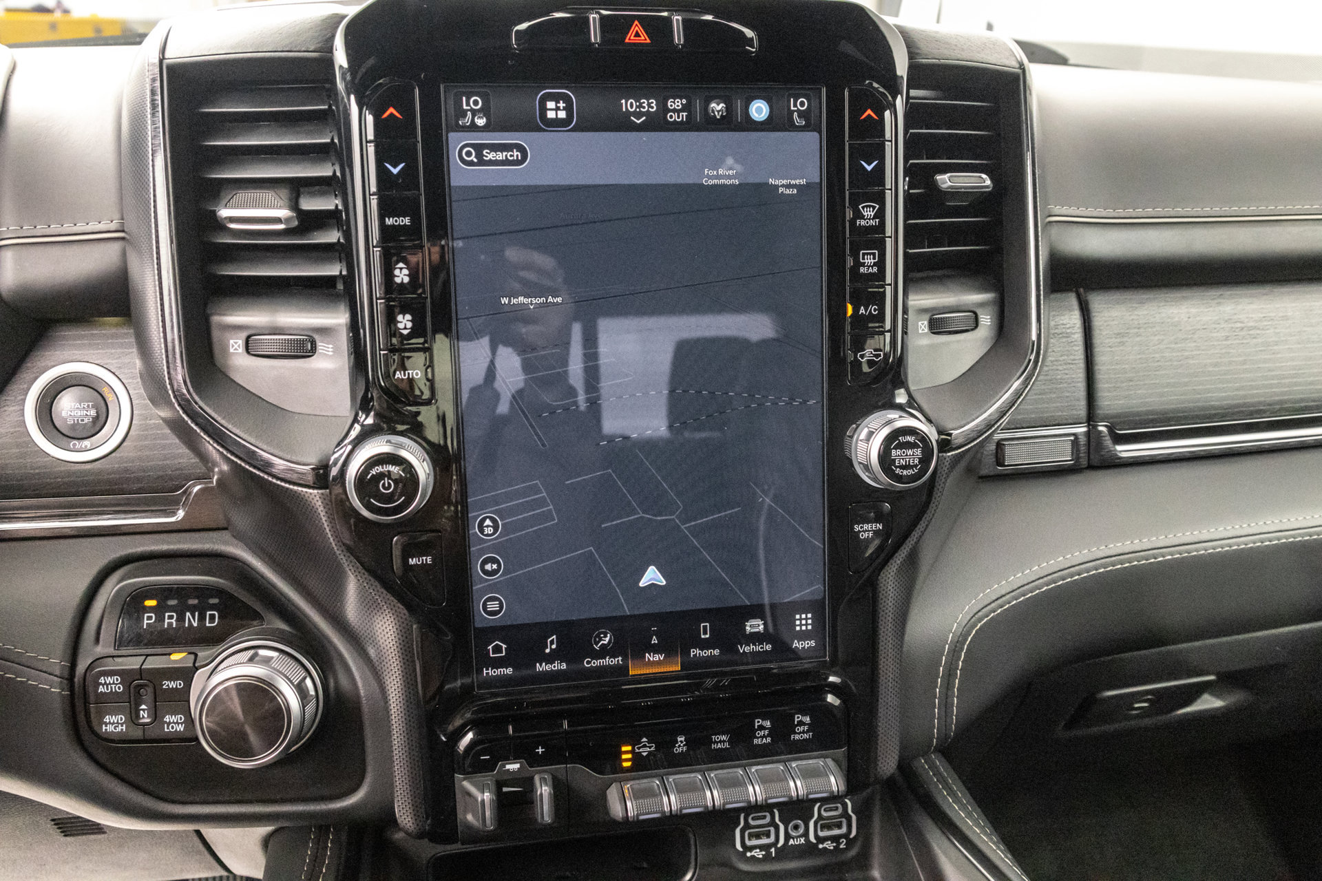 Used 2022 RAM 1500 Limited w/ Body Color Bumper Group AWD/4WD image 26