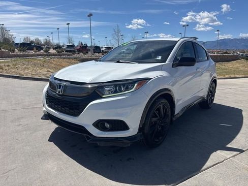 Used 2022 Honda HR-V Sport image 3