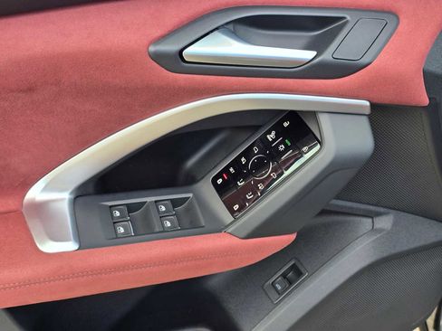 New 2025 Audi SQ5 Premium Plus image 23