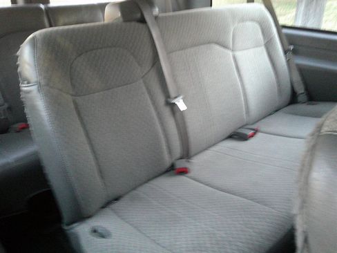 Used 2017 Chevrolet Express 3500 LT w/ LT Preferred Equipment Group image 30