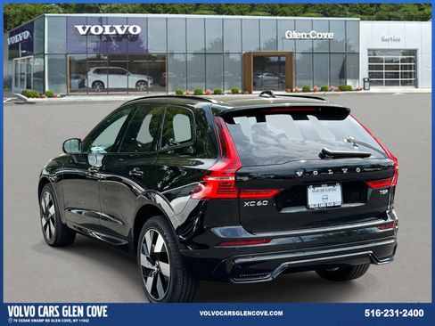 Used 2025 Volvo XC60 T8 Plus w/ Protection Package Premier image 5