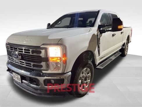 Used 2024 Ford F250 XLT image 9