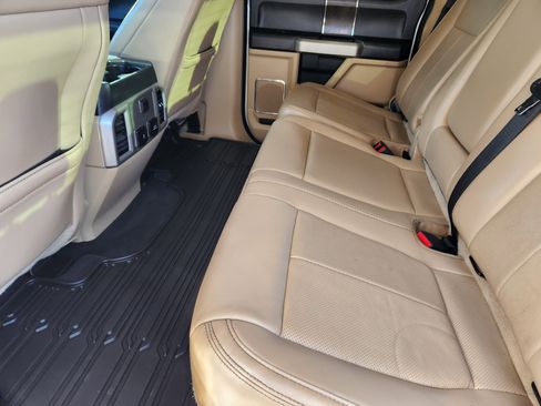 Used 2020 Ford F250 Lariat w/ Lariat Ultimate Package image 31