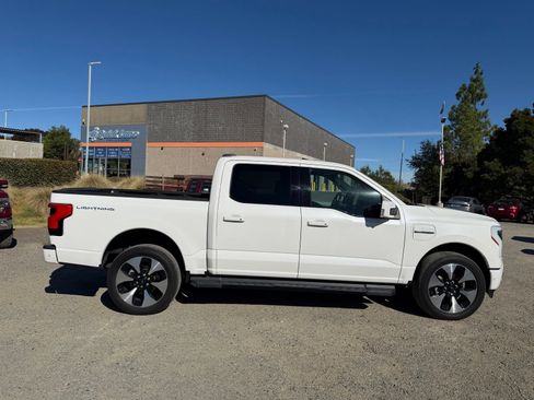 Used 2023 Ford F150 Lightning Platinum AWD/4WD image 6