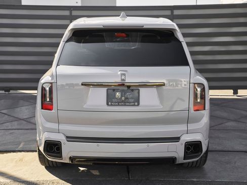 Used 2025 Rolls-Royce Cullinan Black Badge AWD/4WD image 17