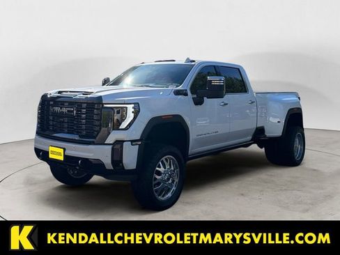 Used 2024 GMC Sierra 3500 Denali Ultimate AWD/4WD image 1