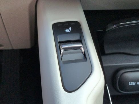 Used 2025 Kia Telluride S FWD image 24