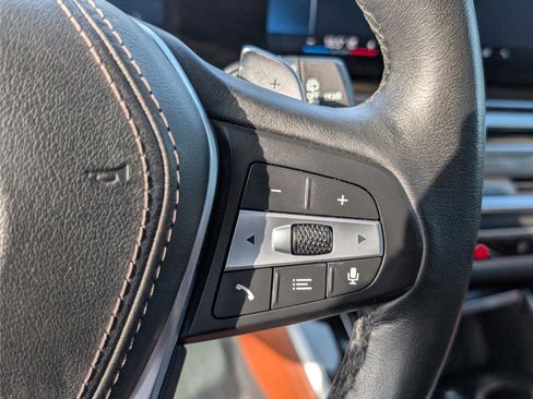 Used 2025 BMW X5 xDrive50e image 26