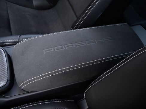 Used 2025 Porsche 911 GT3 image 38