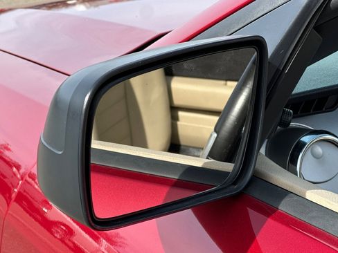 Used 2005 Ford Mustang GT Premium image 50