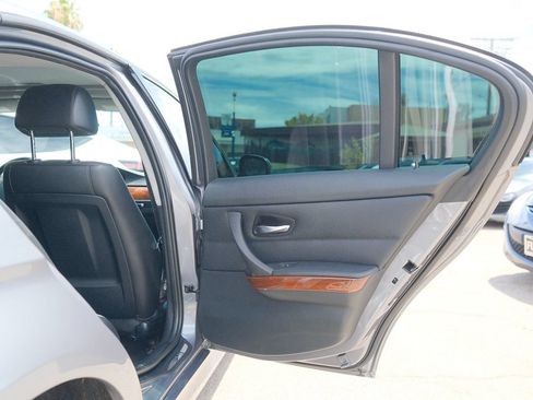 Used 2011 BMW 328i Sedan RWD image 31